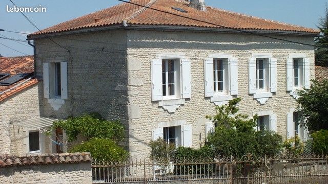 Maison 6 pièces 190 m² · à La Chapelle · 190 m² · 244 500 €