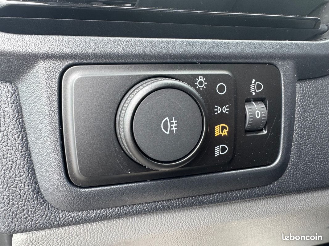 Ford TRANSIT CUSTOM 320 L2H1 2.0 TDCI 170CH BVA8 SPORT / 2 PORTES LATERALES / GARANTIE 5 ANS (image 9)