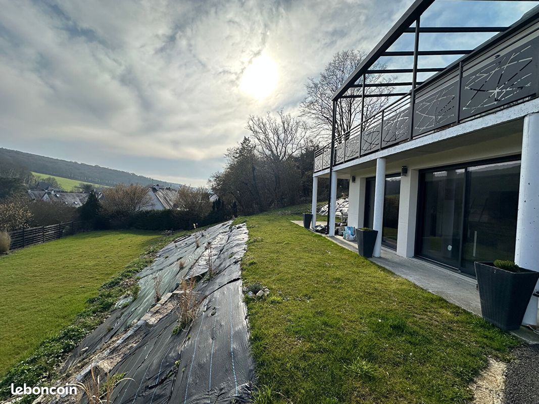 Maison 7 pièces 380 m² · à Saint-Martin-du-Vivier · 380 m² · 890 000 €