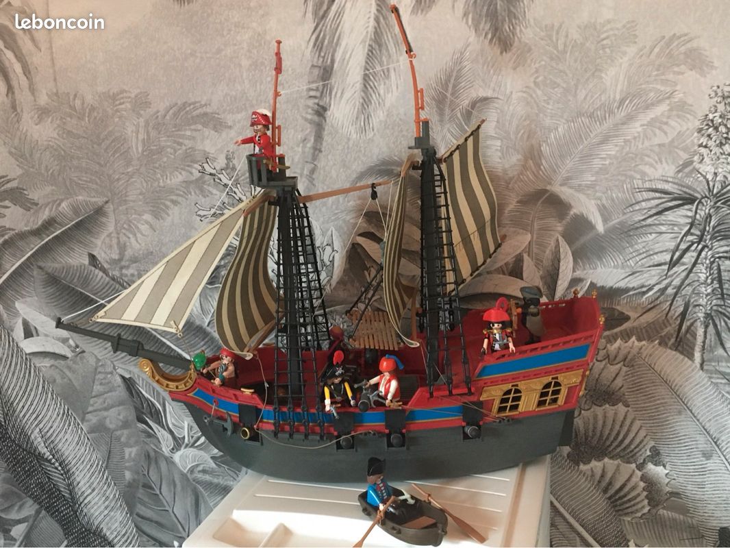 Bateau playmobil pirate (image 1)