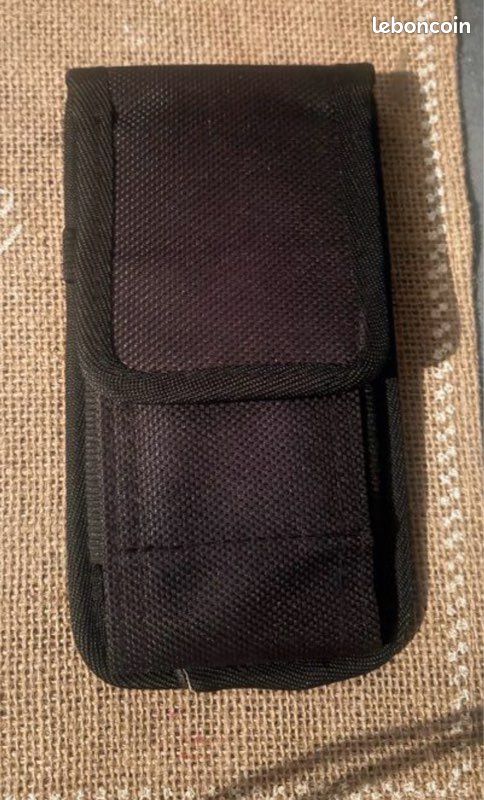 Housse universelle pour téléphone portable (image 1)