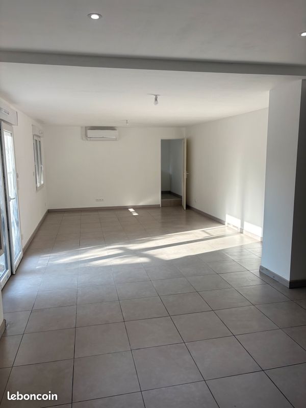 Maison 5 pièces 90 m² · à Saint-Genouph · 90 m² · 1 100 €/mois