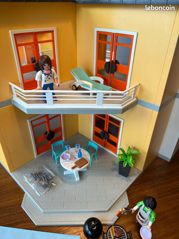 Playmobil maison city life 9266 + accessoires (image 2)