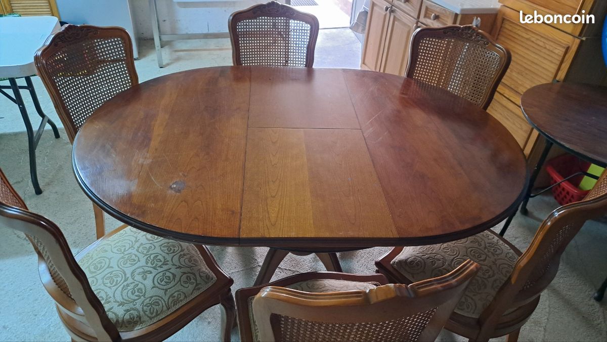 Table chaises (image 1)
