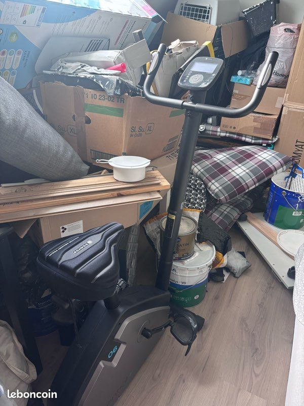 Vélo d'appartement (image 1)