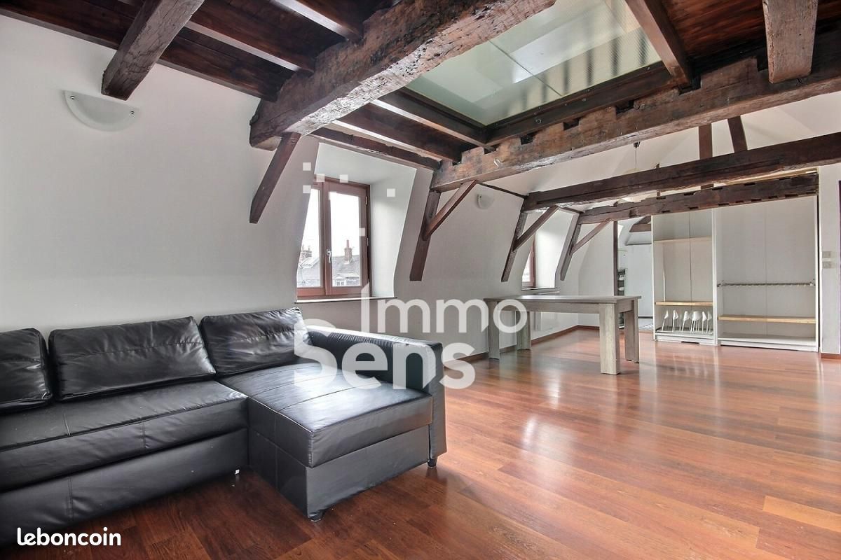 Appartement 2 pièces 47 m² · à Lille · 47 m² · 862 €
