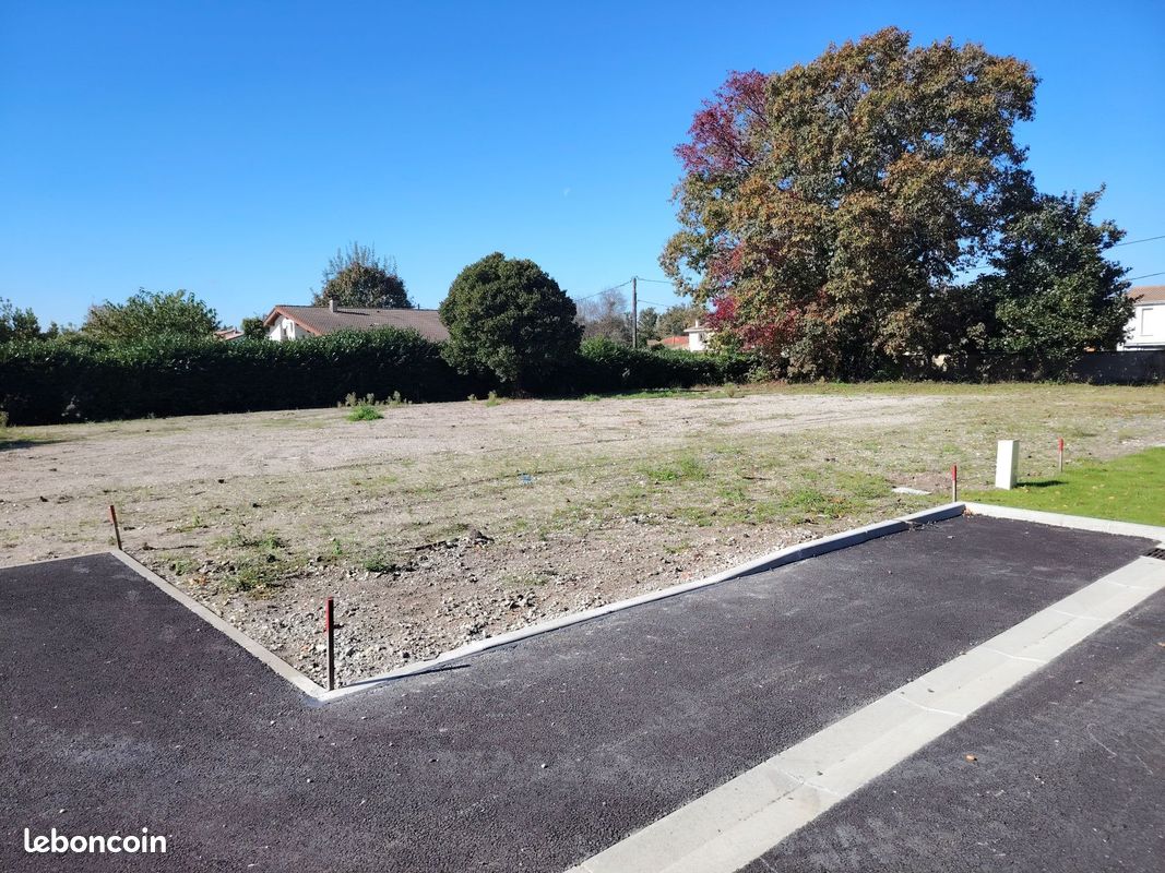 Terrain à bâtir de 313 m² à BELIN-BELIET (33) · à Belin-Béliet · 95 000 €