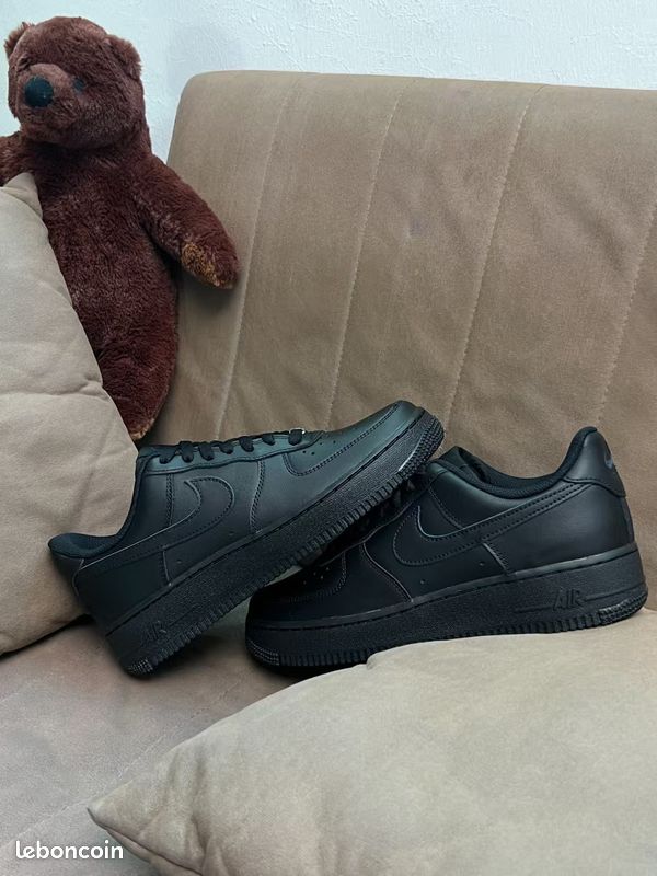 Chaussure Air'Force'1 noir taille44.5 (image 2)