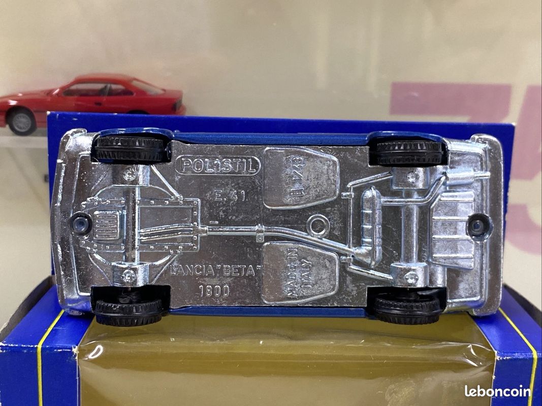 LANCIA beta 1800 bleue E.41 - 1/43 Miniature