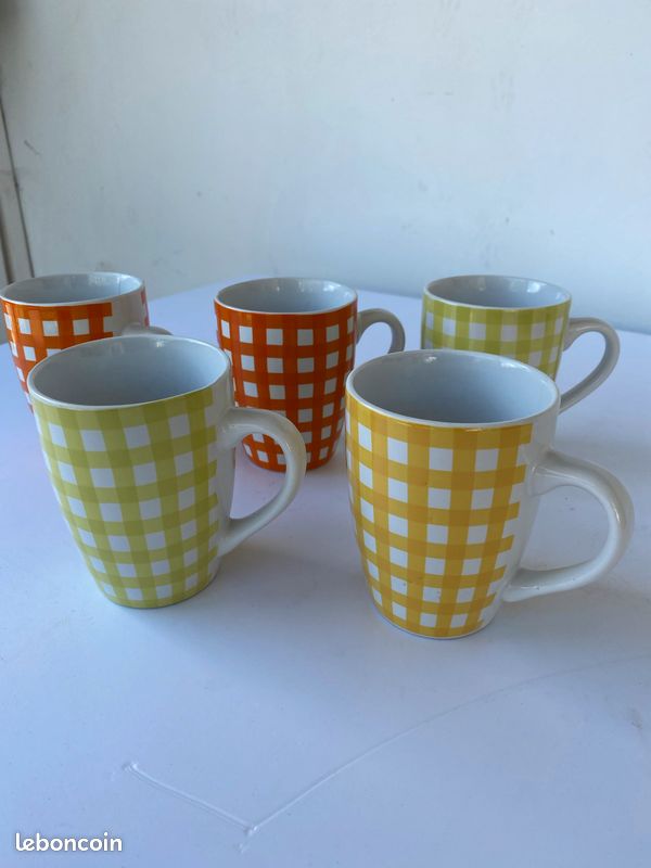 Lot de 5 tasses (image 1)