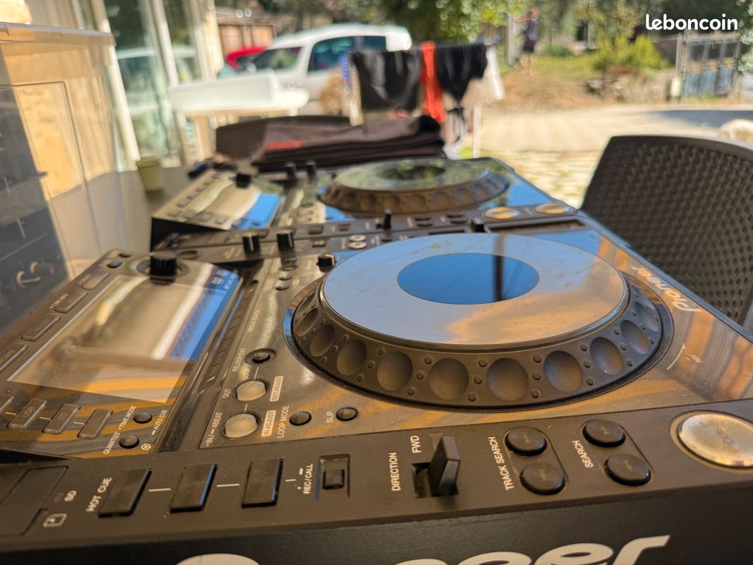 Pack Pioneer 2x CDJ-2000 Nexus + table de mixage DJM-900 Nexus (image 4)