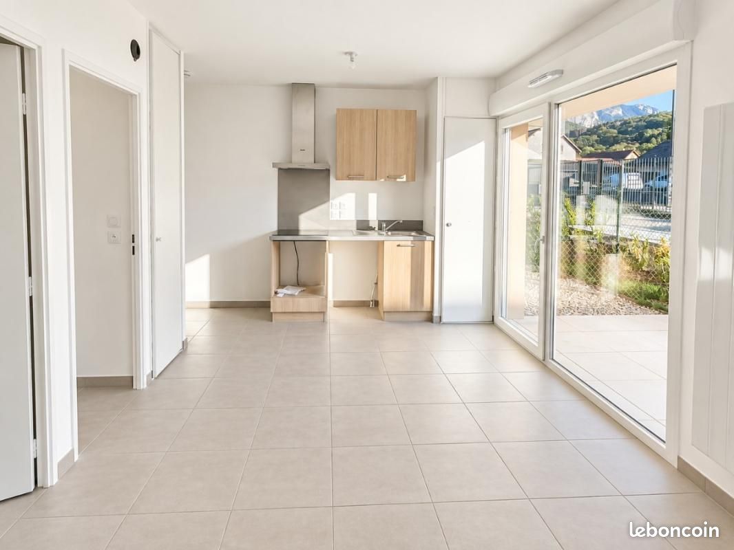 Appartement 1 pièce 27 m² · à Saint-Pierre-en-Faucigny · 27 m² · 483 €/mois