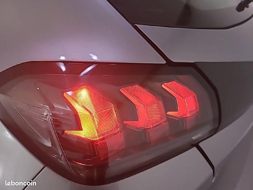 Peugeot 208 PureTech 75 S&S BVM5 - Like (image 17)