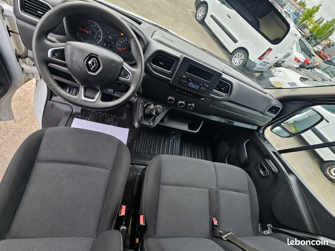 Renault master f3300 l2/h2 grand confort 2.3 dci 150 cv 3 places 1ere main carnet tva recuperable 2021 (image 3)