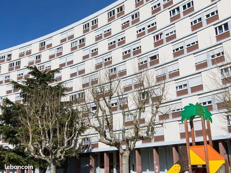 Appartement 3 pièces 59 m² · à Marseille · 59 m² · 905 €