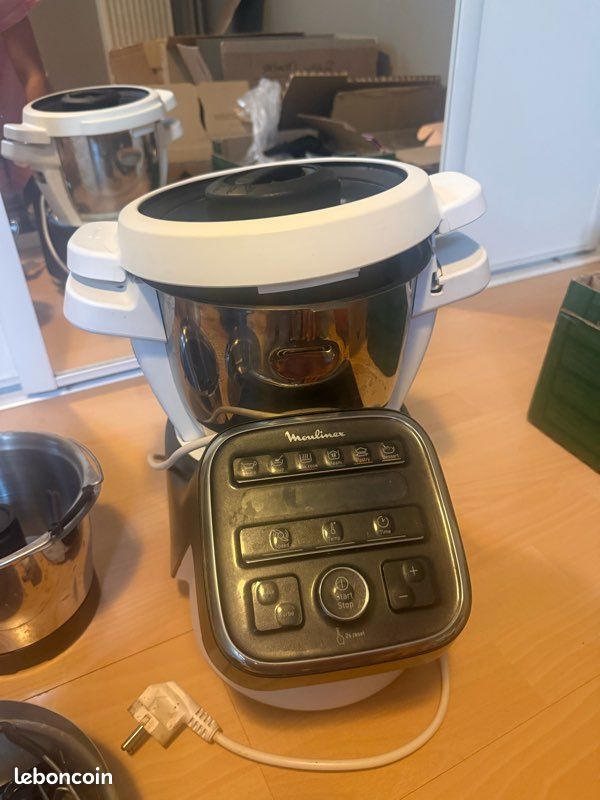 Robot compagnon XL (image 2)