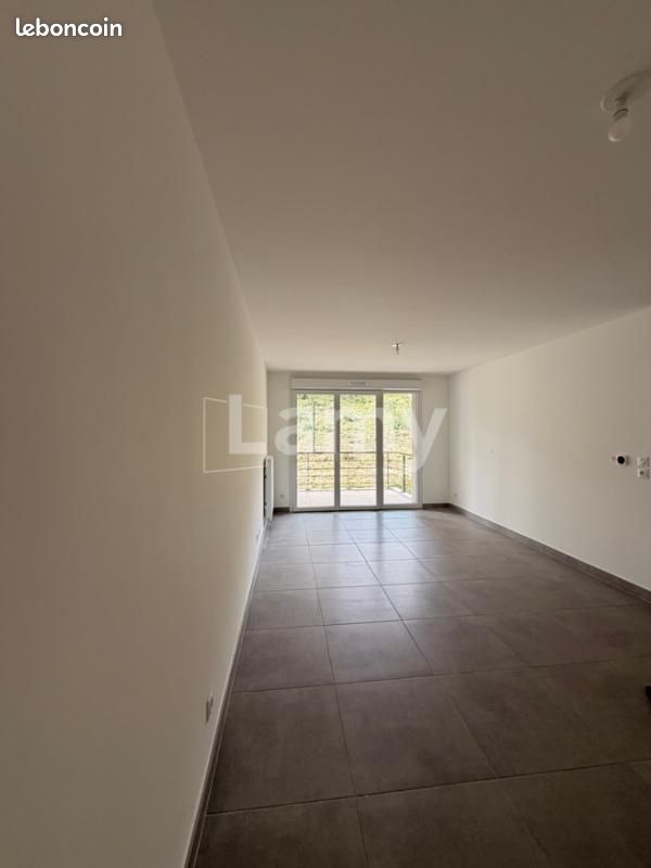 Appartement 2 pièces 43 m² · aux Angles · 43 m² · 630 €/mois