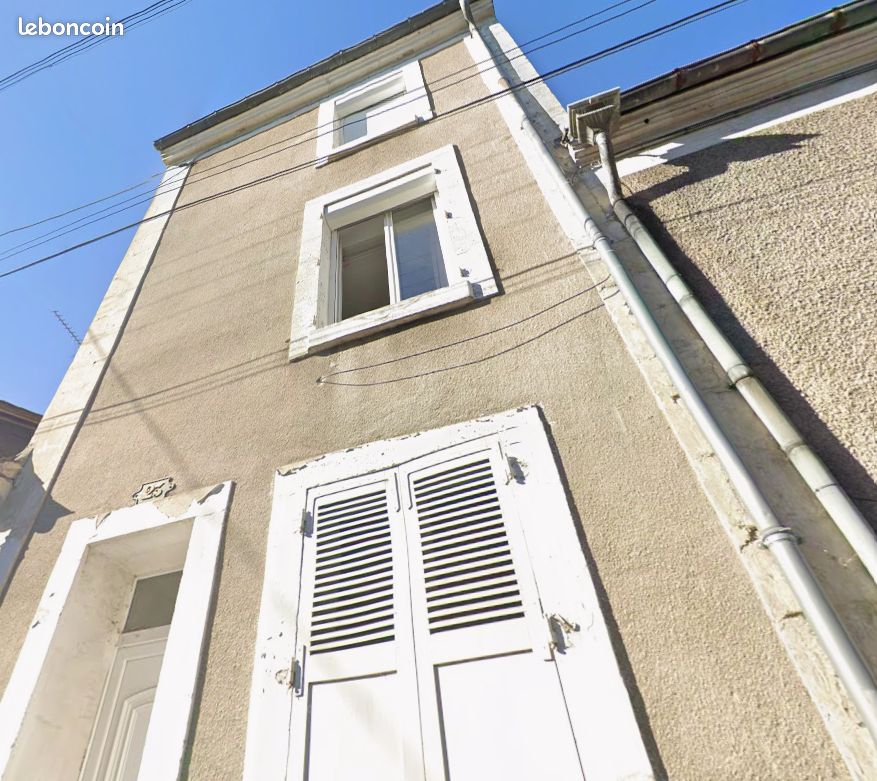 Immeuble 7 pièces 152 m² · à Bourges · 152 m² · 280 000 €