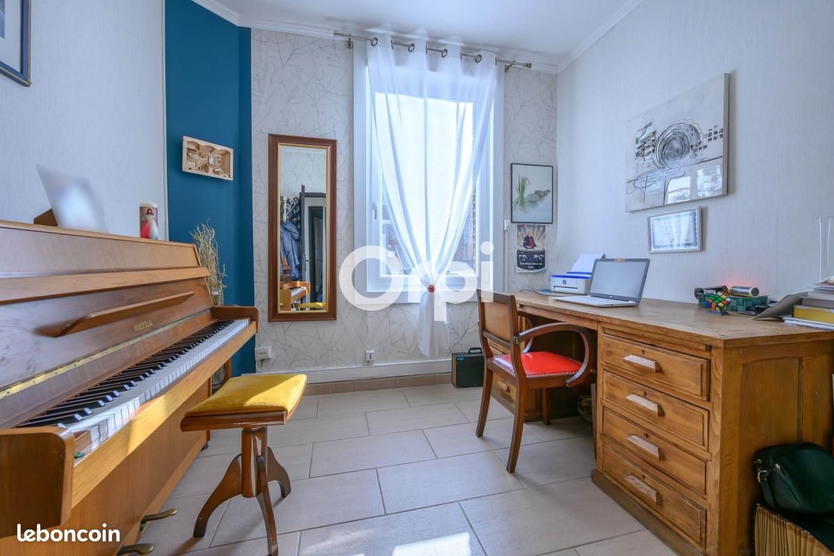 Maison 8 pièces 208 m² · à Sin-le-Noble · 208 m² · 238 090 €
