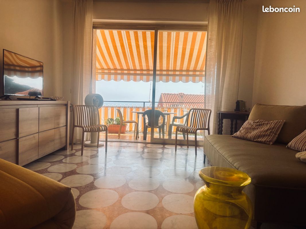 Appartement 1 pièce 28 m² · à Menton · 28 m² · 750 €