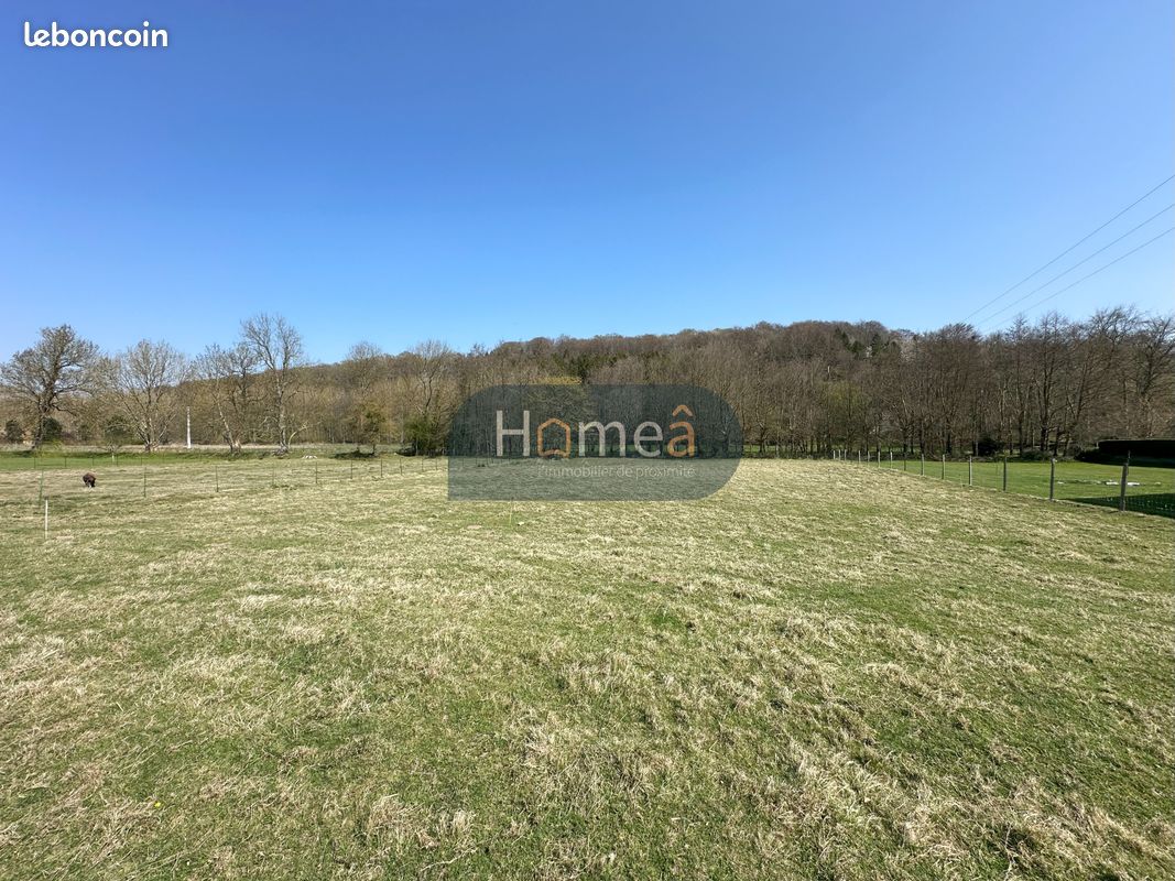 Terrain 6064 m² · à Val-de-Saâne · 6 064 m² · 80 000 €