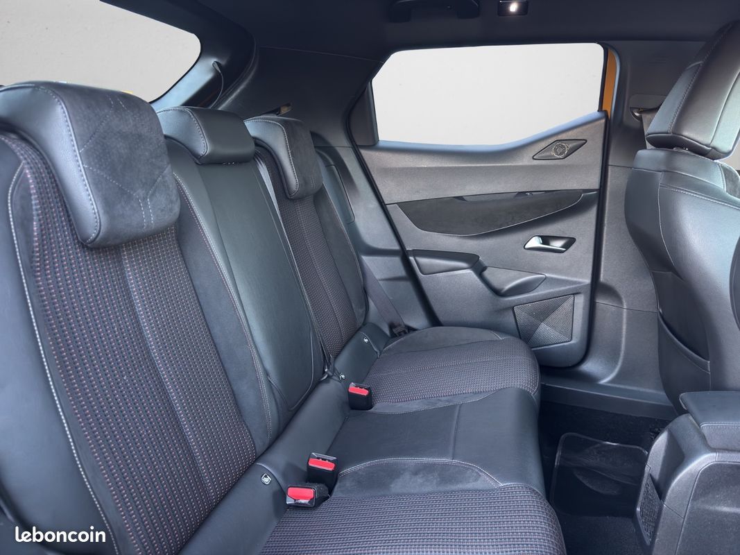 DS DS3 CROSSBACK PureTech 130 EAT8 So Chic (image 18)
