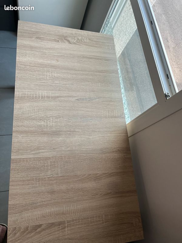 Vente de frigo et table (image 1)