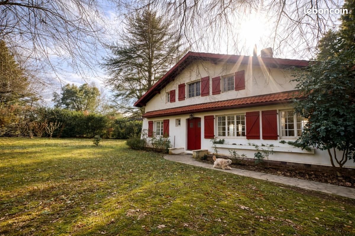 Maison 4 pièces 190 m² · à Larressore · 190 m² · 835 000 €