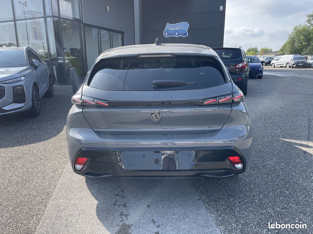 Peugeot 308 1.5 BLUEHDI 130CH S&S GT EAT8 (image 6)