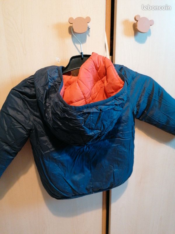 Veste doudoune réversible mi saison garçon 2 ans (image 2)