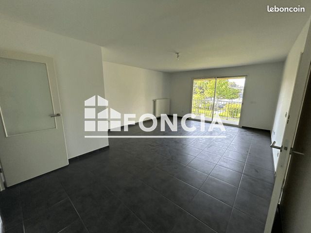 Appartement 3 pièces 78 m² · à Grenoble · 78 m² · 856 €