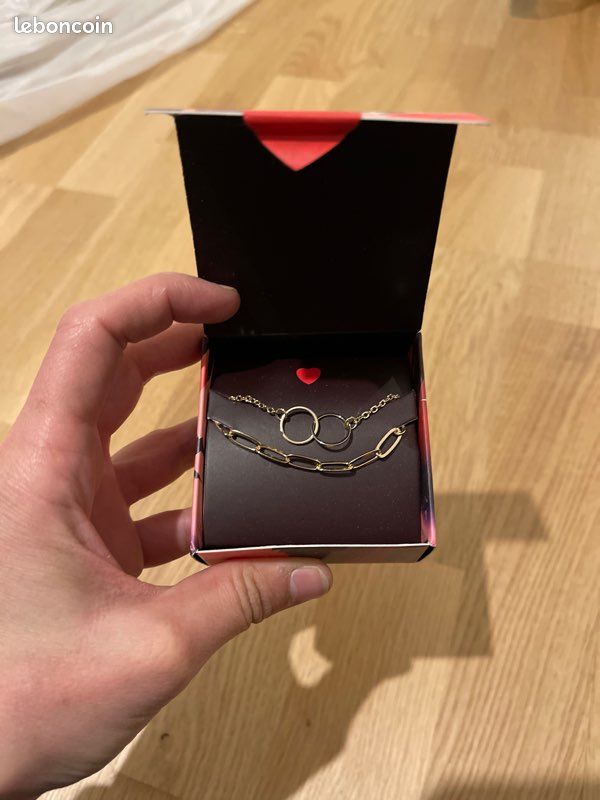Lot de 2 bracelets (image 1)