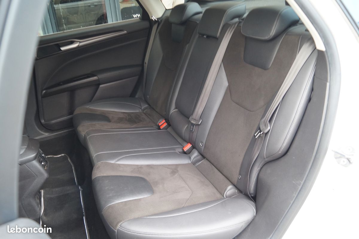 FORD MONDEO 2.0L 187ch HYBRID/ ETHANOL TITANIUM BUSINESS BVA+ GARANTIE 6 MOIS (image 12)