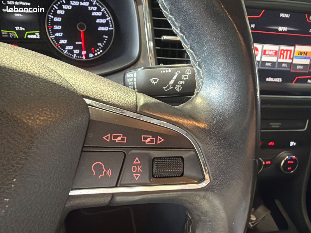 SEAT Ateca 1.6 TDI 115ch Start&Stop Style -Distribution Ok - Suivi complet - Carplay / AndroidAuto - Caméra de recul - Pneus Avants Neufs - CT Vierge - Garantie 6 mois (image 11)