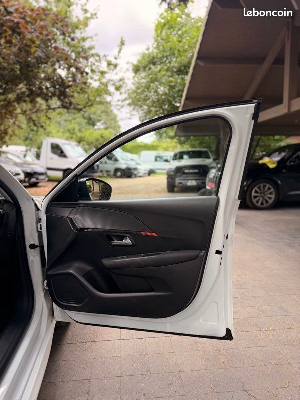 Peugeot 208 Auto-École / Double Commande 1.5 HDi 100ch 2022 – photo 14