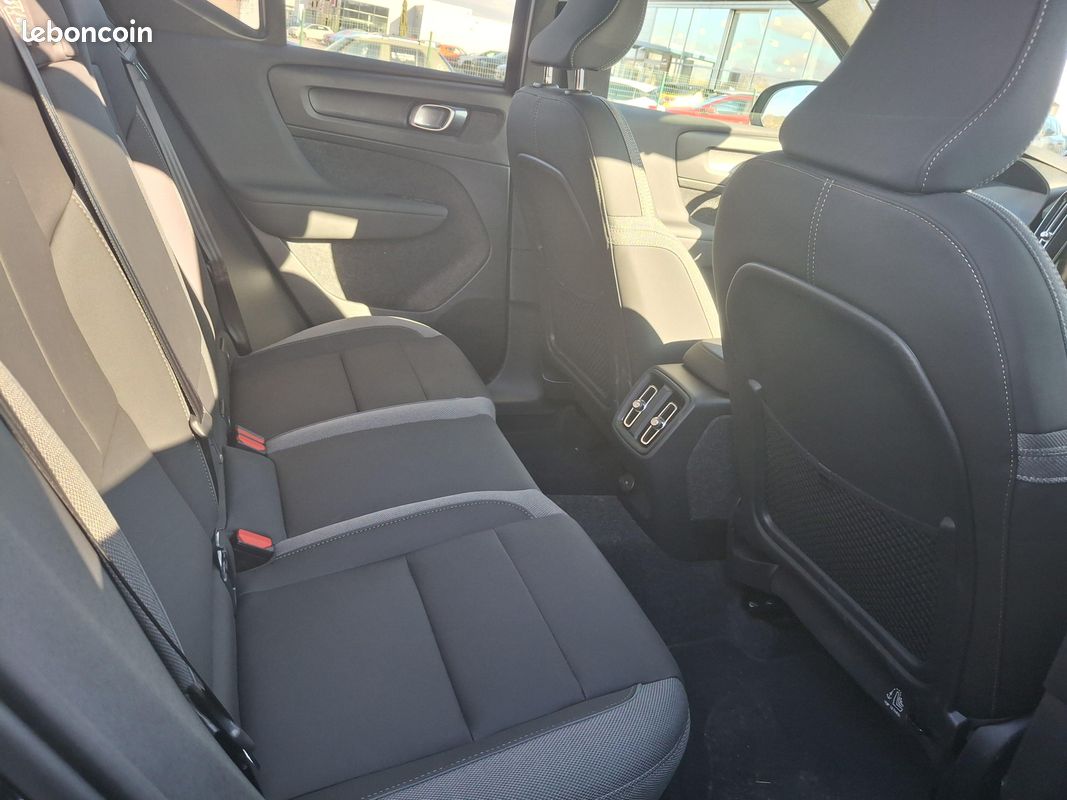 VOLVO EX40 Twin Performance 442 ch 1EDT Ultra (image 25)