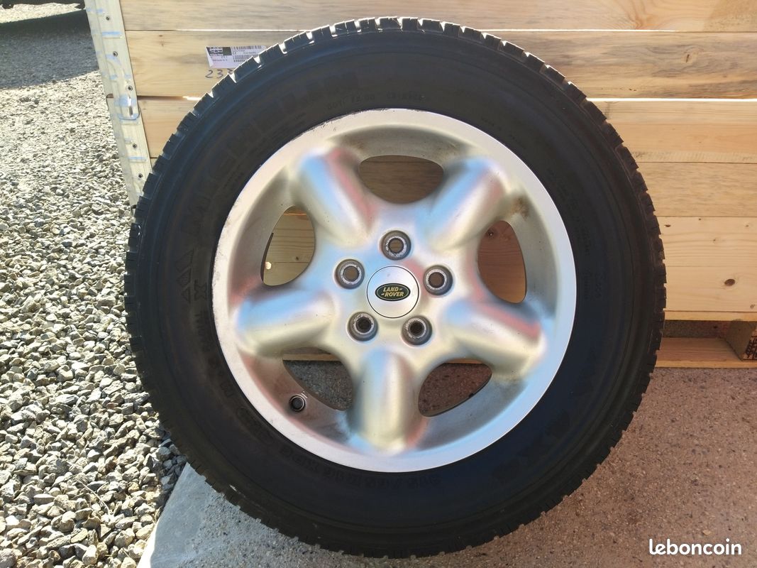 Une jante LAND ROVER FRELLANDER (image 1)