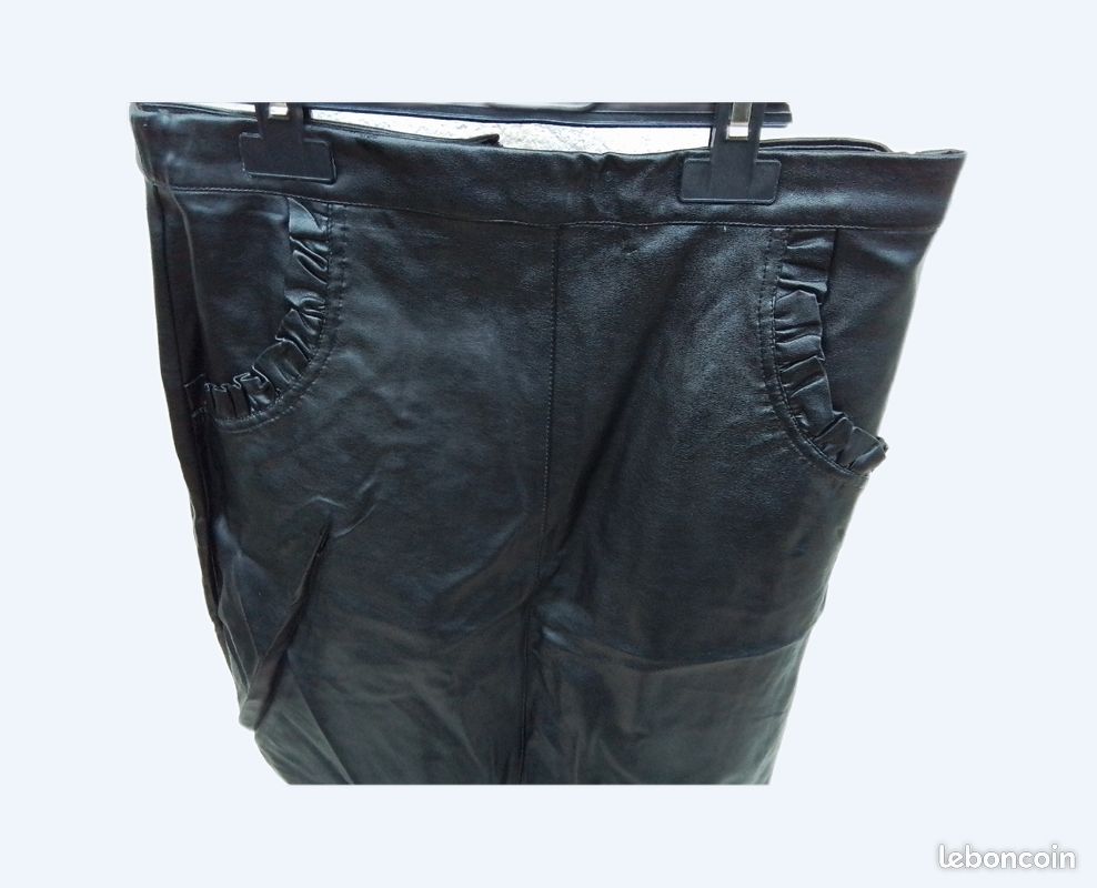 Jupe simili cuir blanche porte taille 38 (image 1)