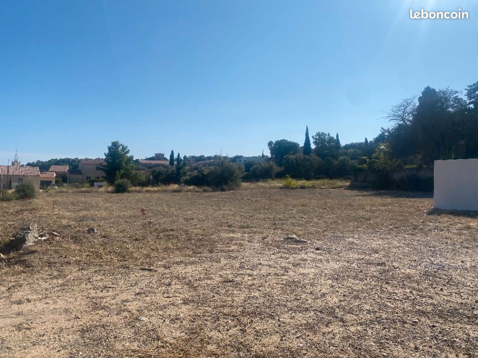 Terrain 410 m² · à La Palme · 109 000 €