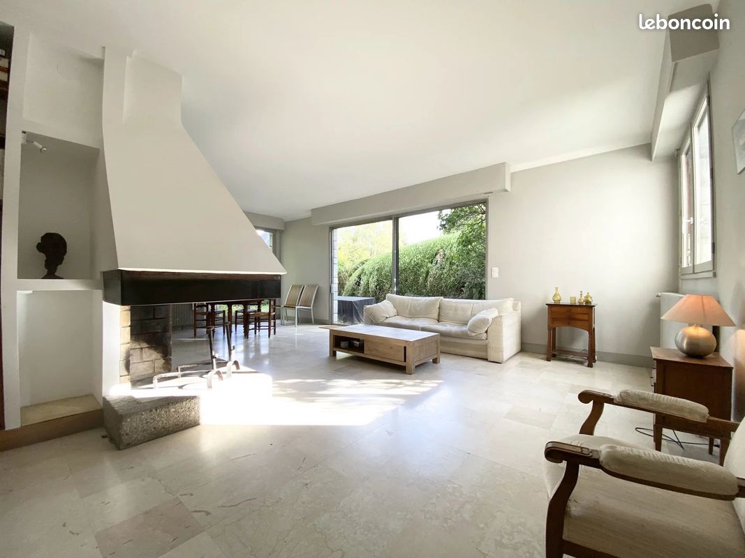 Appartement 6 pièces 153 m² · à La Celle-Saint-Cloud · 153 m² · 645 000 €