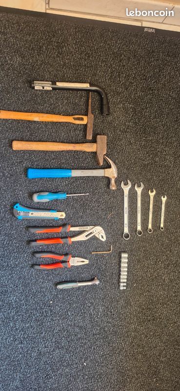 Lot outils (image 1)