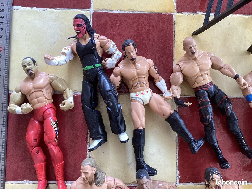 17 figurines de catch (image 2)