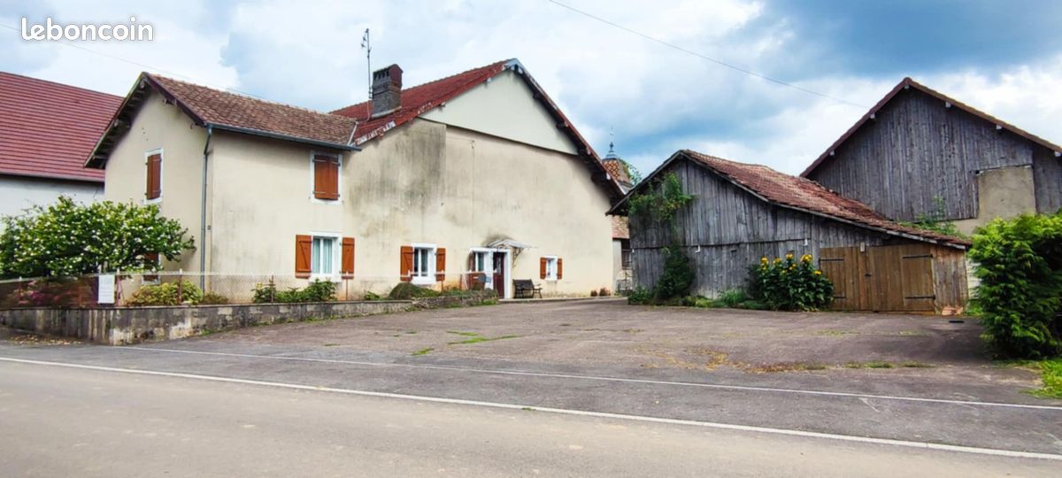Maison 7 pièces 98 m² · à Lomont-sur-Crête · 98 m² · 150 000 €