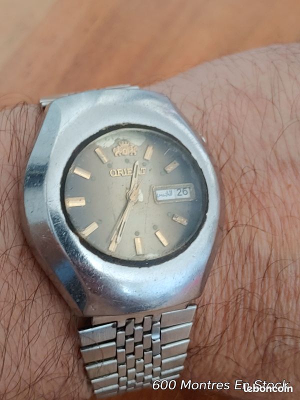 Montre Automatique Vintage Kasta Des Années 70 - Occasion - Style Rétro Analogique