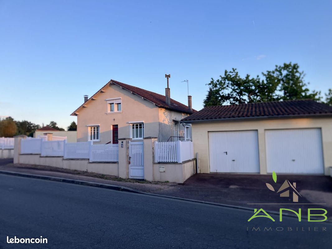 Maison 6 pièces 163 m² · à Saint-Mathieu · 163 m² · 179 500 €
