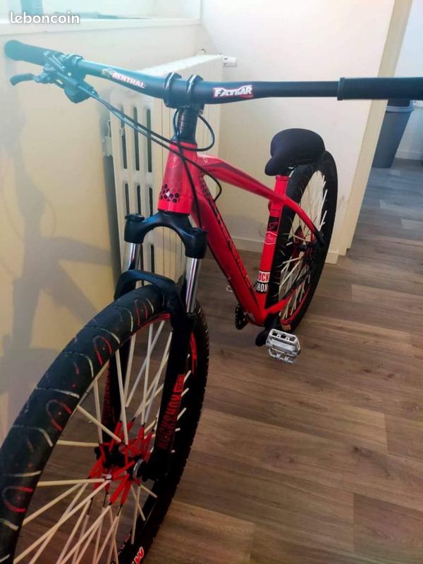 Je vends mon nakamura ful custom fourche tout en 29 pouce comme un c100 (image 4)
