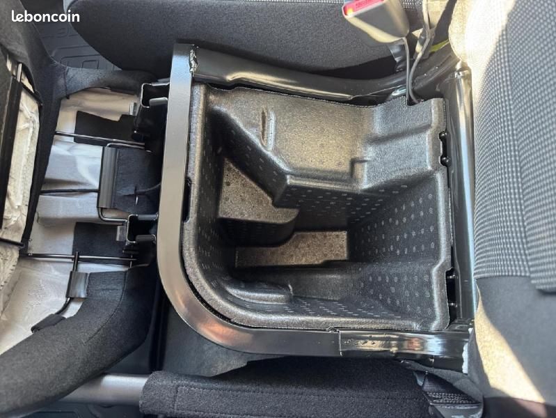 Toyota PROACE Long Hayon Double 2.0 D-4D 140 Start Pack Confort MC24 (image 26)