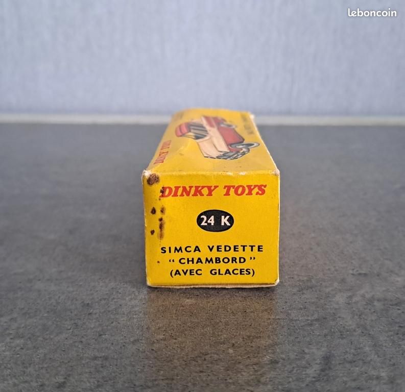 Boîte Vide Ancienne Dinky Toys Ford Fiesta Réf. 1541 - Occasion