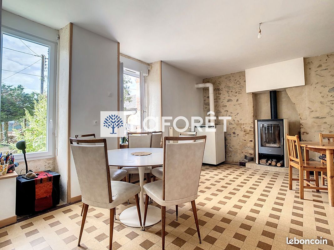 Maison 6 pièces 182 m² - Thouars 79100 (image principale 5)