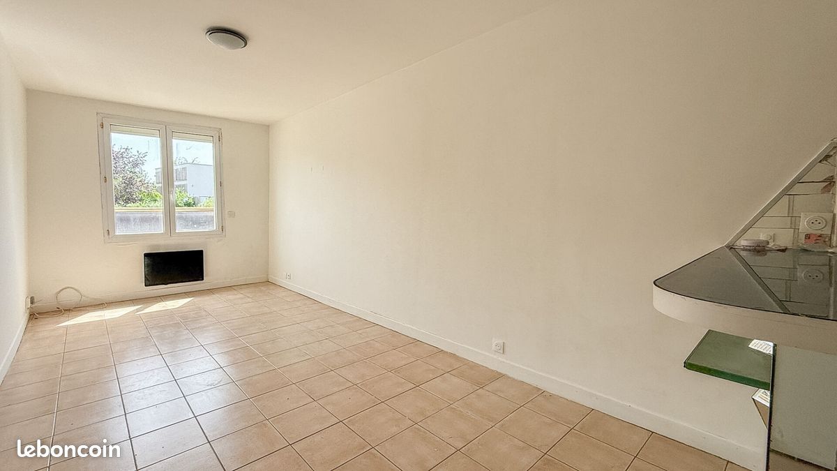Appartement 2 pièces 49 m² · à Montreuil · 49 m² · 160 000 €